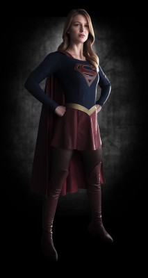 SUPERGIRL-First-Look-Image-Full-Body.jpg