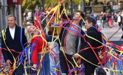 avengers-endgame-une-partie-du-casting-reunie-a-disneyland-pour-la-bonne-cause-desktop-194502.jpg