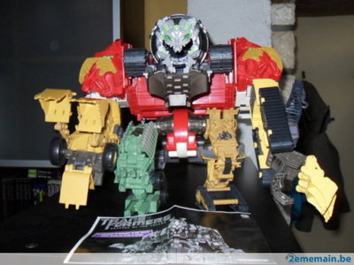 121732837_2-transformers-devastator(2).jpg