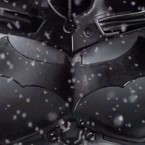Batman – Arkham Origins : La première vidéo et des screenshots du jeu ! Pas de trêve des confiseurs pour le Chevalier Noir… Dans Batman : Arkham Origins, notre héros combattra le crime, même le soir de Noël...
