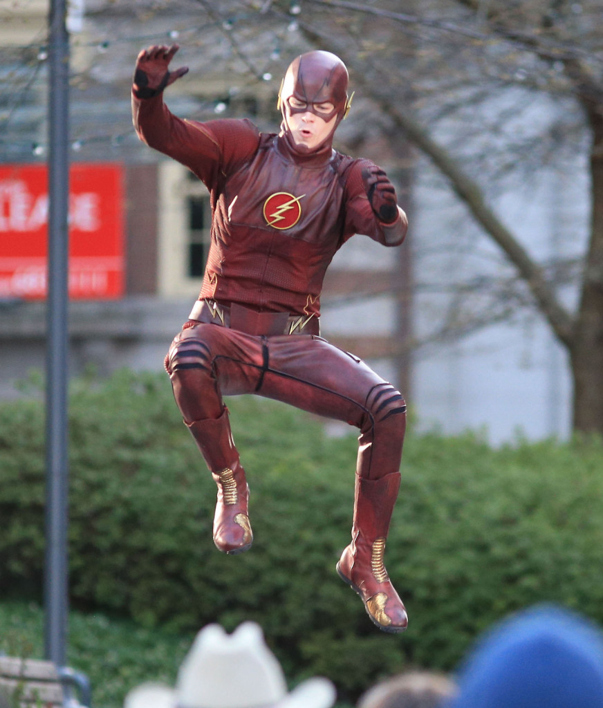 First Shots Of Grant Gustin Wearing 'The Flash' Costume