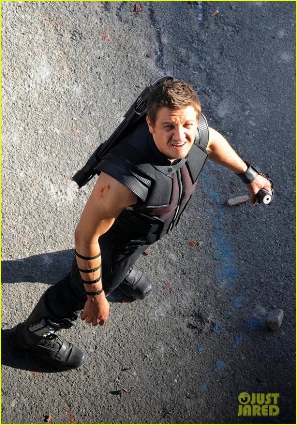 jeremy-renner-avengers-2-ultron