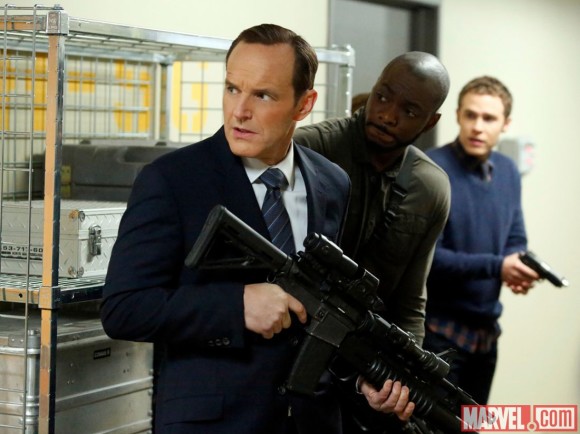 agents-of-shield-episode-20-nothing-personal-biggun