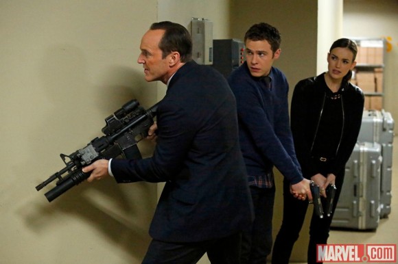 agents-of-shield-episode-20-nothing-personal-team