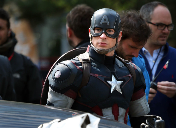 avengers-age-of-ultron-tournage-captain-america-chris-evans