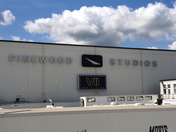 pinewood-star-wars-episode-vii-tournage