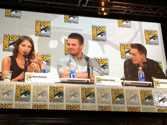 arrow-willa-john-stephen-panel