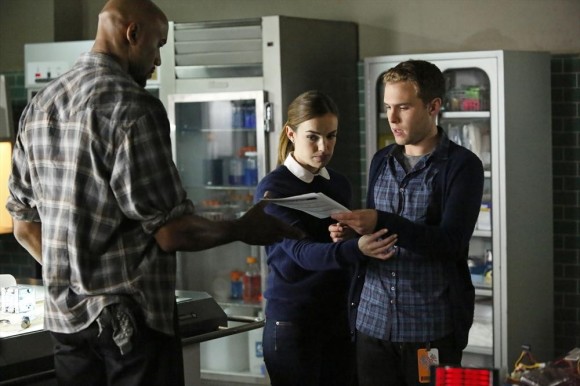 HENRY SIMMONS, ELIZABETH HENSTRIDGE, IAIN DE CAESTECKER