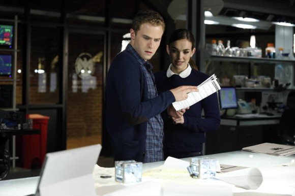 IAIN DE CAESTECKER, ELIZABETH HENSTRIDGE