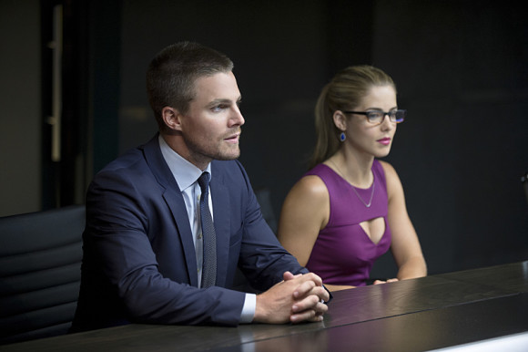 arrow-saison-3-the-calm-felicity