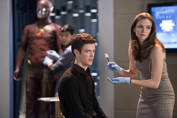 the-flash-fastest-man-alive-episode-barry-caitlin