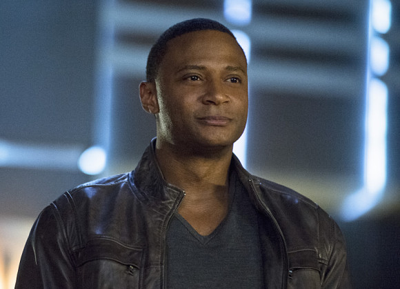 arrow-episode-draw-back-your-bow-john-diggle