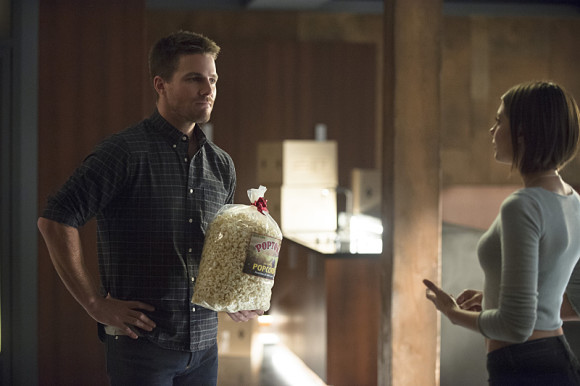 arrow-secret-origin-felicity-smoak-episode-popcorn