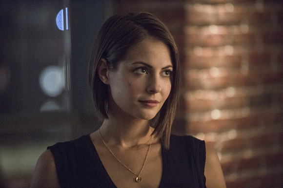 arrow-secret-origin-felicity-smoak-episode-thea-merlyn