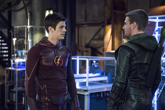 arrow-the-flash-crossover-episode-the-brave-and-the-bold-costume