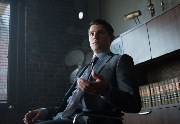 gotham-episode-attorney-dent