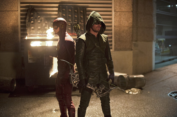 the-flash-vs-arrow-episode-crossover-teamup