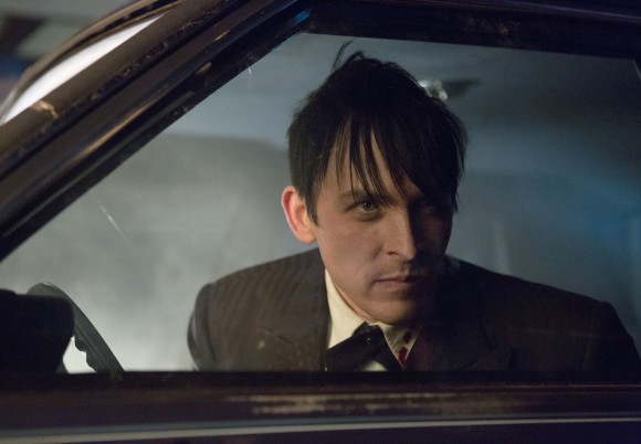 gotham-episode-fearsome-crane-robin-lord-taylor