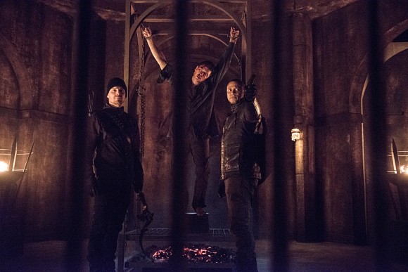 arrow-saison-3-nanda-parbat-episode-torture