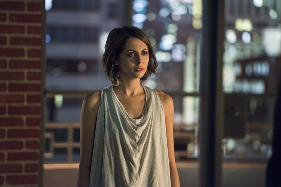 arrow-saison-3-nanda-parbat-episode-willa-holland