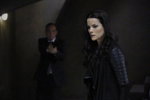 CLARK GREGG (BACKGROUND), JAIMIE ALEXANDER