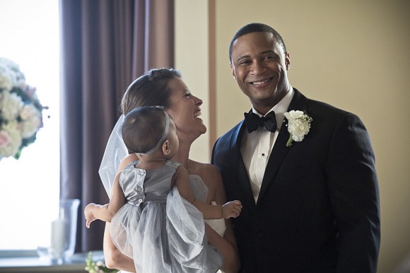 arrow-suicidal-tendencies-episode-diggle-lyla-wedding