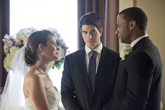 arrow-suicidal-tendencies-episode-mariage-diggle