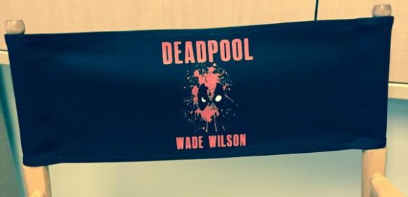 deadpool-chair-logo-movie-tournage