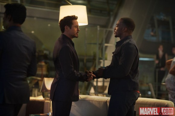 avengers-age-of-ultron-anthony-mackie-falcon