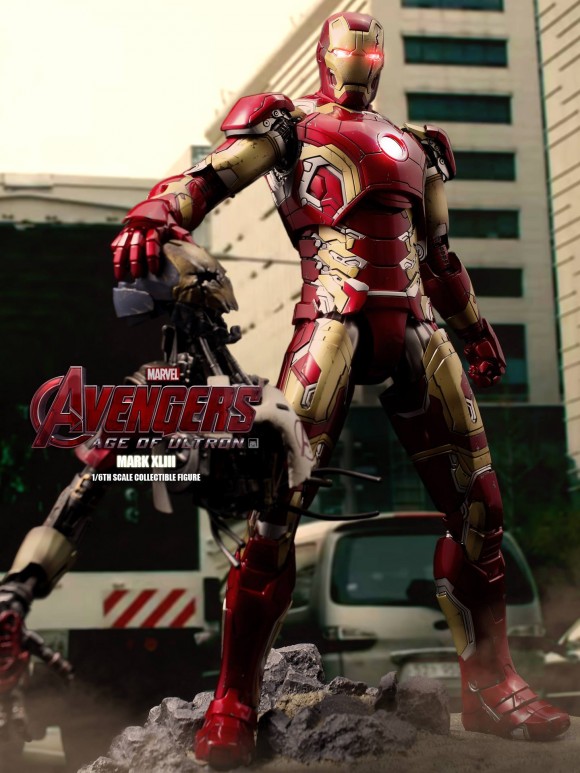 avengers-age-of-ultron-hot-toys-iron-man-mark-xliii-film