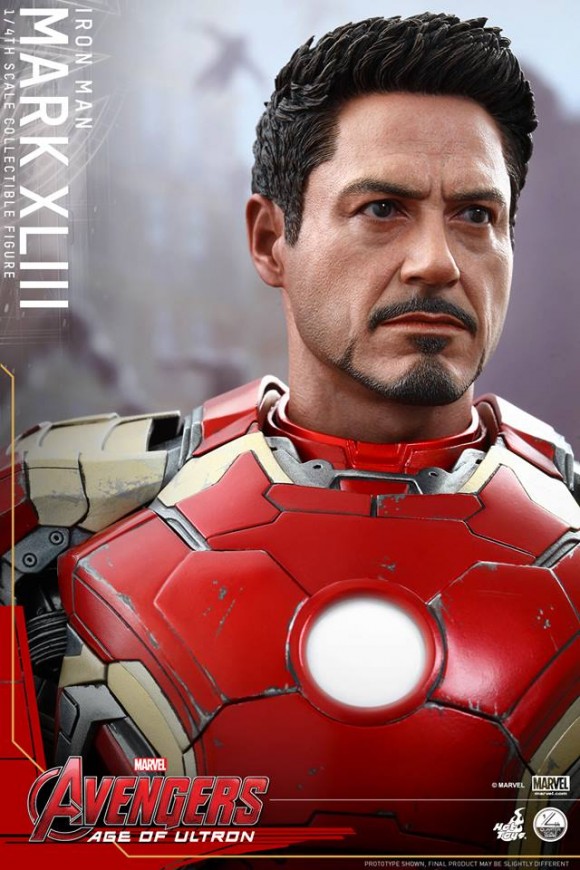 avengers-age-of-ultron-hot-toys-iron-man-mark-xliii-scale-robert