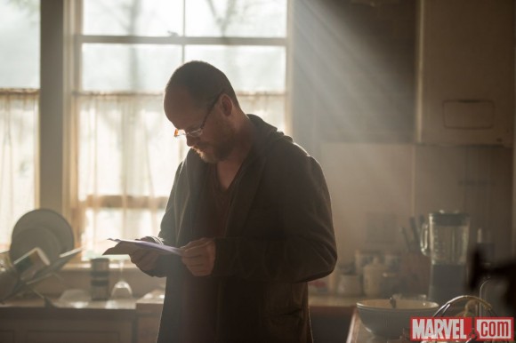 avengers-age-of-ultron-joss-whedon-behind