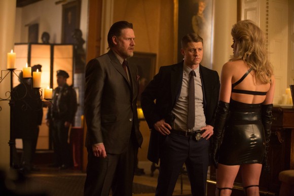 gotham-episode-21-anvil-hammer-enquete