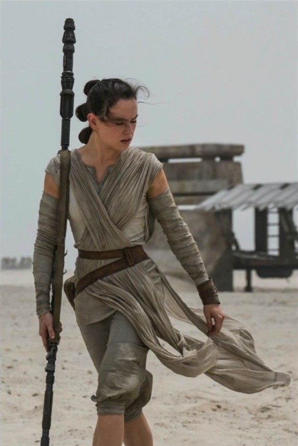 star-wars-force-awakens-rey-picture