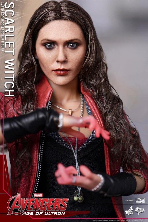 avengers-age-of-ultron-hot-toys-scarlet-witch-pose