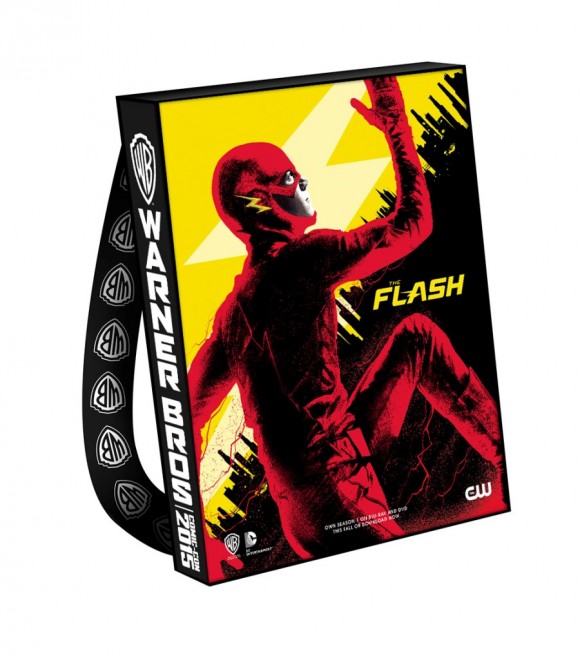 comic-con-2015-warner-bag-the-flash