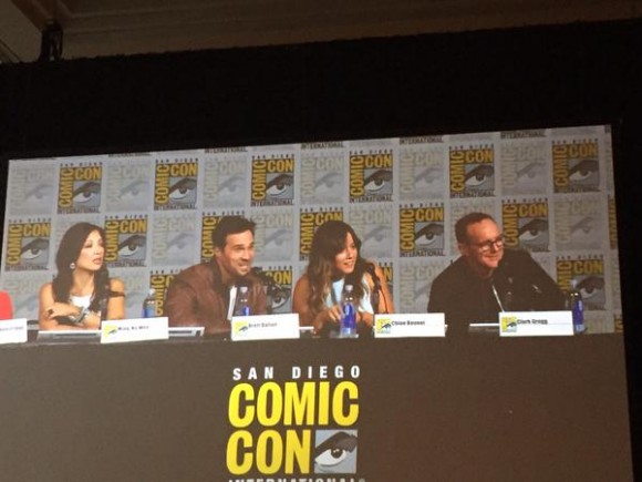 agents-of-shield-season-3-panel-comic-con-cast