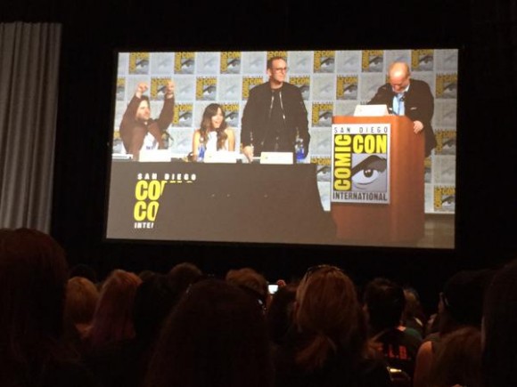 agents-of-shield-season-3-panel-comic-con-hail