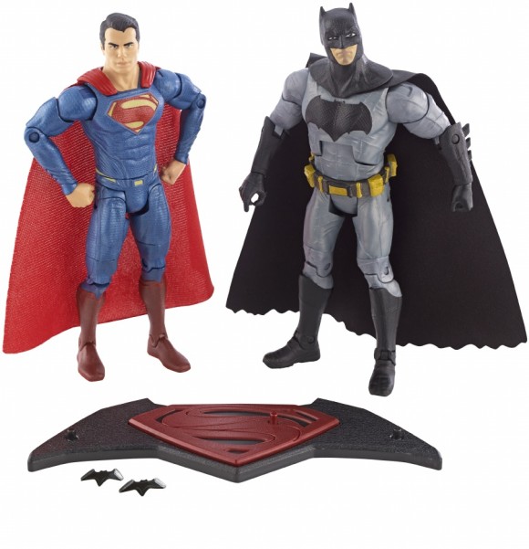 batman-v-superman-dawn-of-justice-figurine