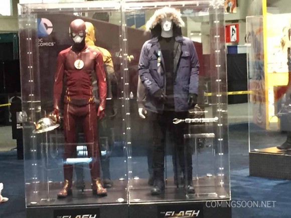 costume-the-flash-season-comic-con