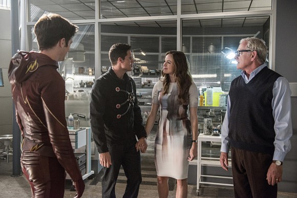 the-flash-season-2-premiere-couple