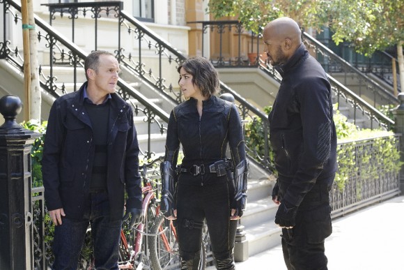 CLARK GREGG, CHLOE BENNET, HENRY SIMMONS