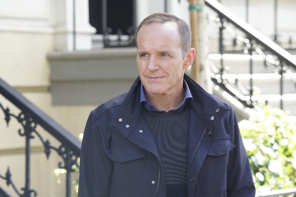 CLARK GREGG