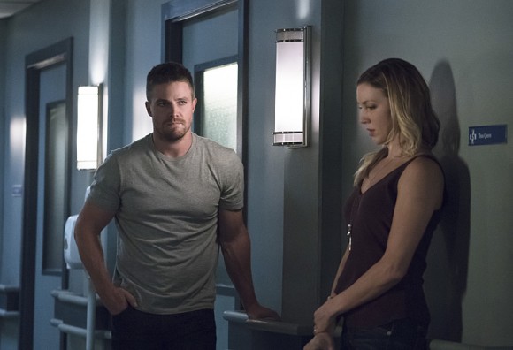 arrow-constantine-episode-haunted-hostpial