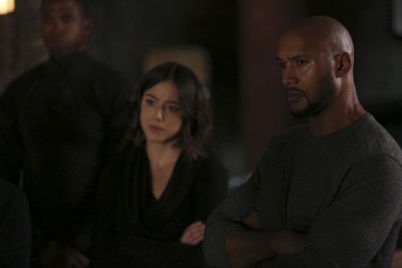 CHLOE BENNET, HENRY SIMMONS