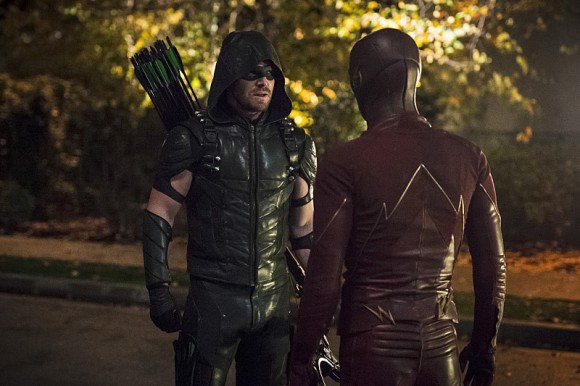 The Flash -- "Legends of Today" -- Image FLA208B_0258b.jpg -- Pictured (L-R): Stephen Amell as The Arrow and Grant Gustin as The Flash -- Photo: Cate Cameron/The CW -- ÃÂ© 2015 The CW Network, LLC. All rights reserved.