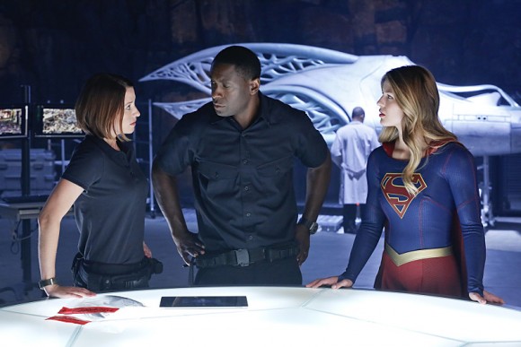 supergirl-episode-4-how-does-she-doa