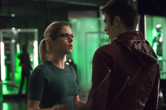 the-flash-crossover-legends-of-today-felicity