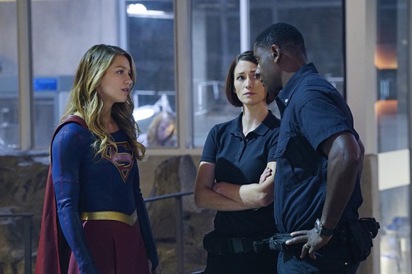 supergirl-episode-hostile-takeover-henshow