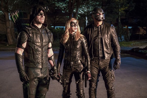 arrow-episode-unchained-equipe